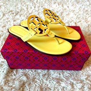 NEW Tory Burch Miller Banana Color Welt Calf Leather Sandals 10.5 With Box/Bag